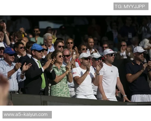 塞特科夫斯卡与沃兹尼亚奇的精彩对决引发网球界热议与期待