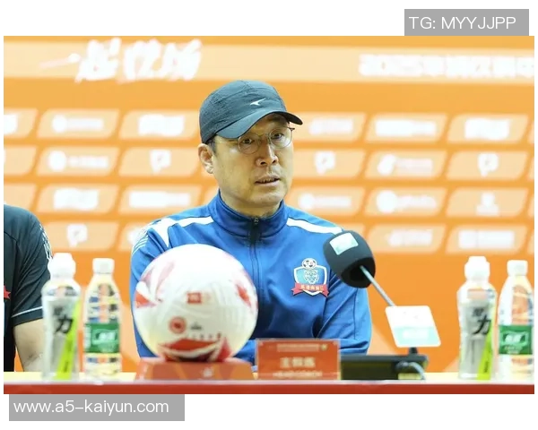 带领延边龙鼎4战全胜，李基珩当选中甲9月最佳教练